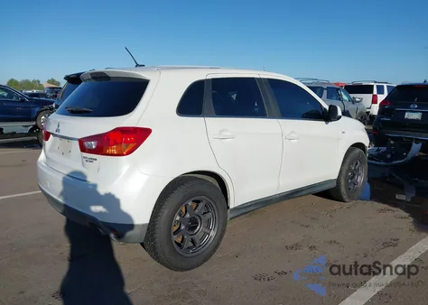 2014 Mitsubishi Outlander Sport Se z USA, uszkodzony, nr VIN 4A4AP4AU6EE005473